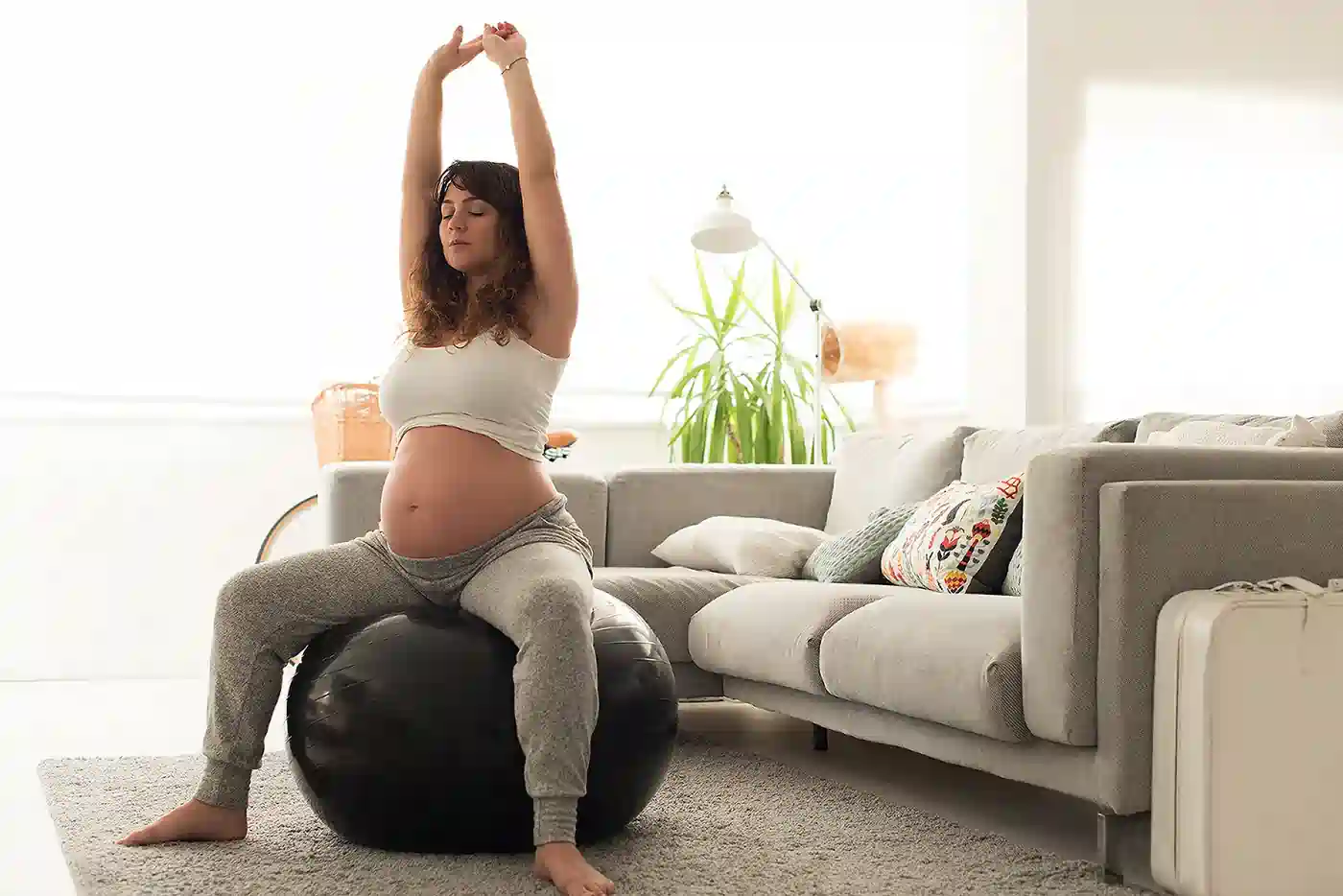 How to Support Your Core Safely During Pregnancy Warwickshire